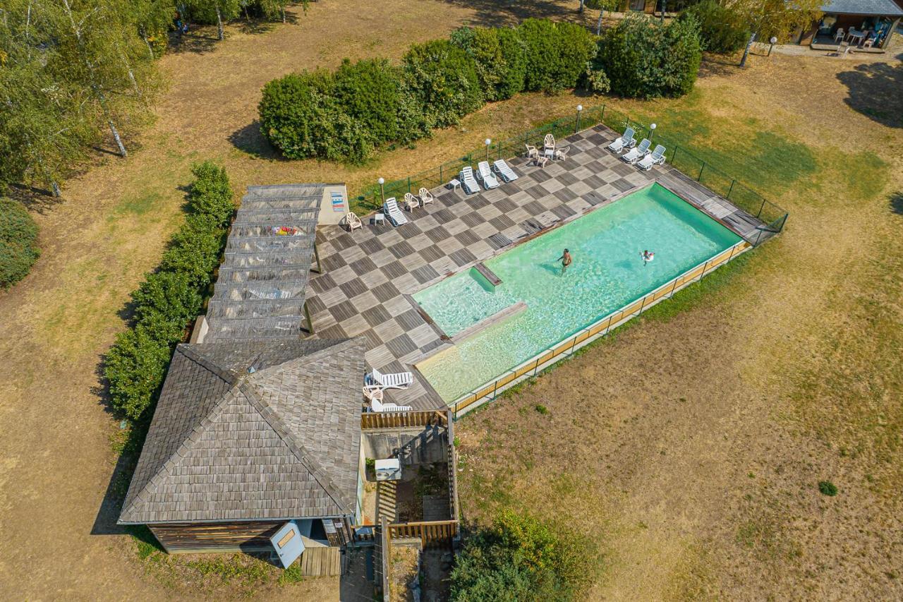 Les Chalets De Booz Saint-Germain-du-Teil المظهر الخارجي الصورة